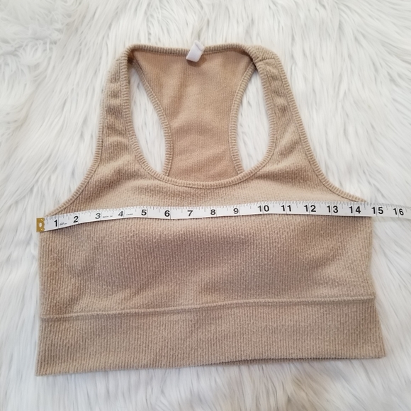 Wishlist Crop Top Color Tan Cream SIZE L. - Picture 10 of 12